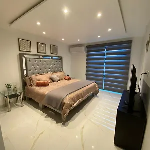 Apartment Marina Del Sol Directly On The Ocean 102, Mazatlan